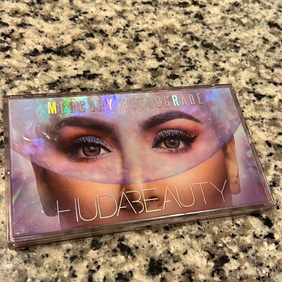 HUDA BEAUTY Other - Huda Beauty Mercury Retrograde eyeshadow palette.